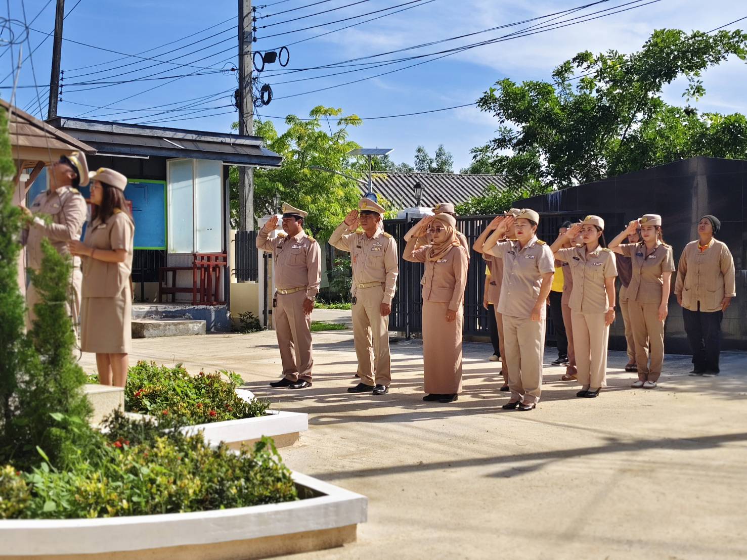ร่วมกิจกรรมเคารพธงชาติและร้องเพลงชาติไทย ประจำเดือน พฤษภาคม 2568