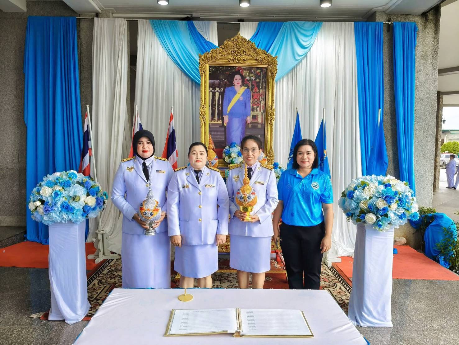 เข้าร่วมพิธีถวายเครื่องราชสักการะและวางพานพุ่ม และพิธีถวายพระพรชัยมงคล เนื่องในโอกาสวันเฉลิมพระชนมพรรษา สมเด็จพระนางเจ้าสิริกิติ์ พระบรมราชินีนาถ พระบรมราชชนนีพันปีหลวง 12 สิงหาคม 2568